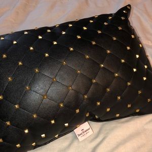 Juicy Couture Studded Trow Pillow”